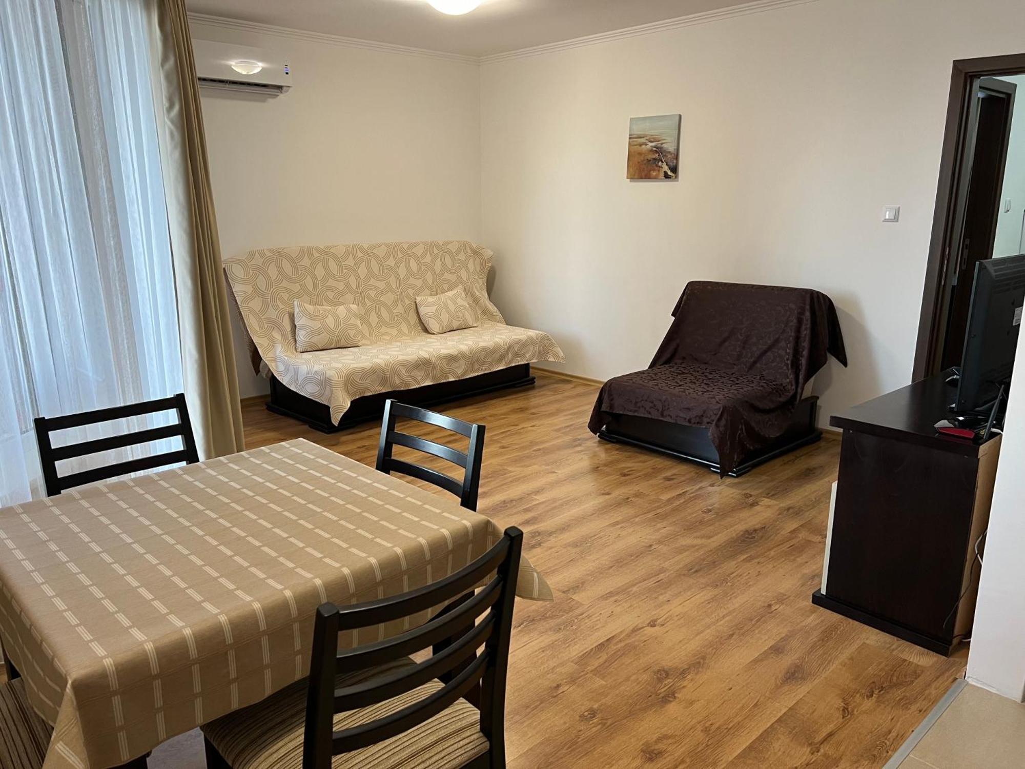 Antorini Apartments Sveti Vlas Bagian luar foto