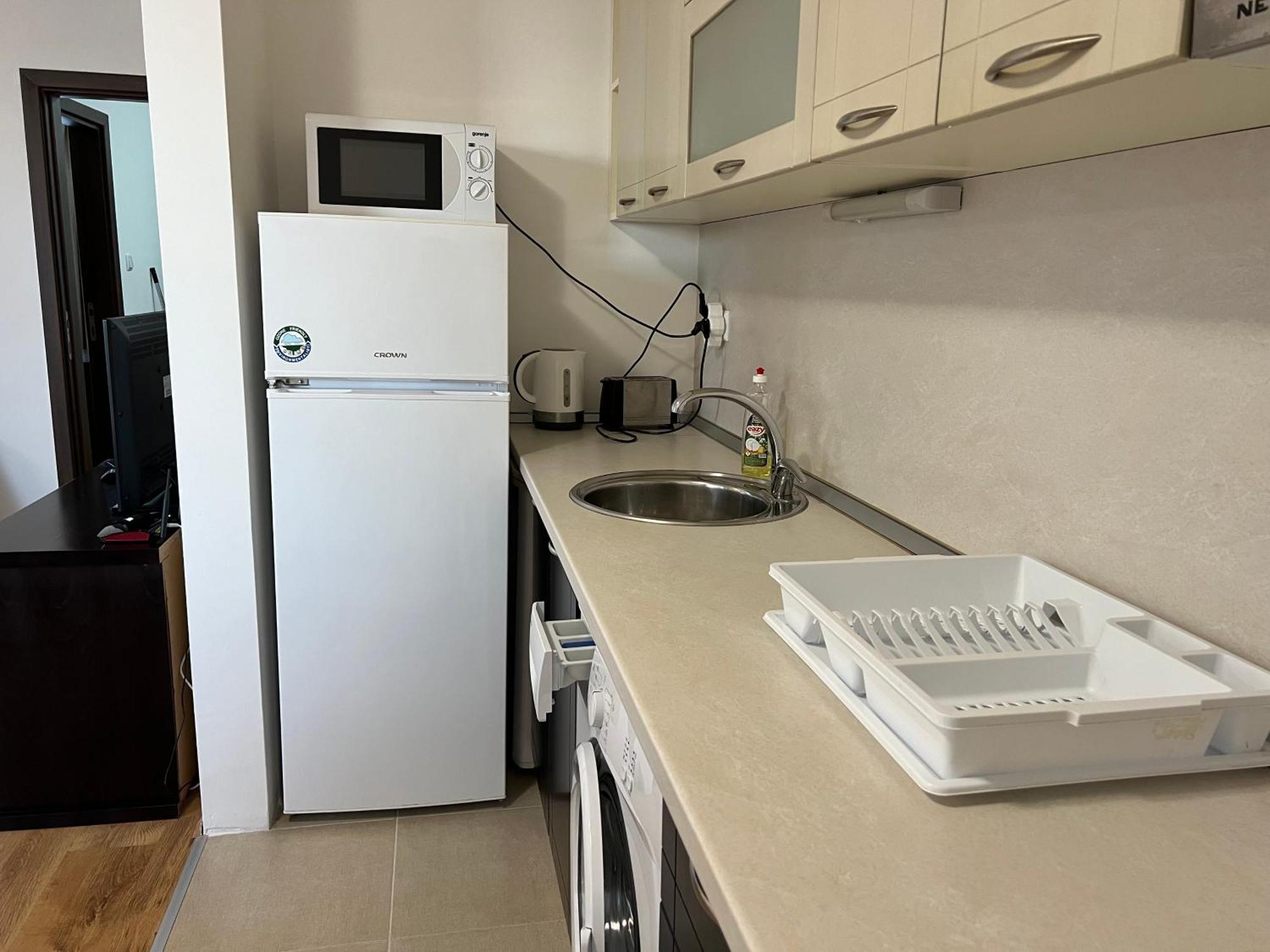 Antorini Apartments Sveti Vlas Bagian luar foto